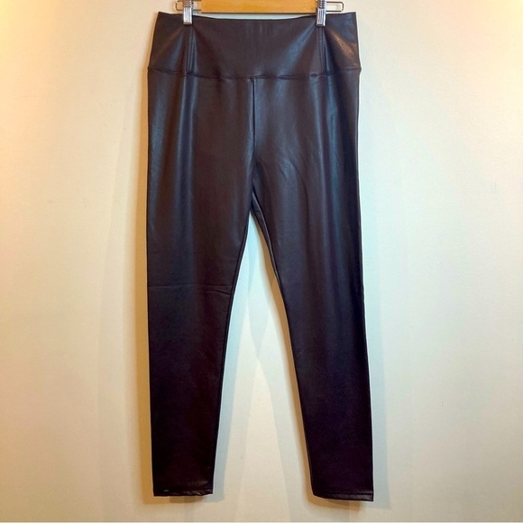 7 FOR ALL MANKIND Sz L  Vegan Leather High Rise Comfort Waist Leggings - Picture 1 of 8